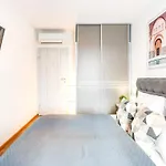 - New - With Sunny Balcony Apartament Budapesta