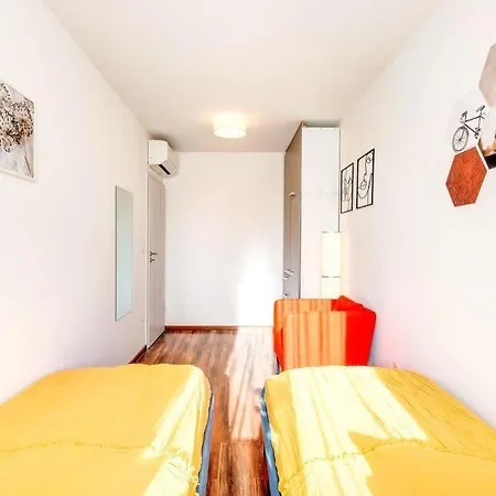 - New - With Sunny Balcony Budapest