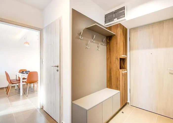 - New - With Sunny Balcony Budapest