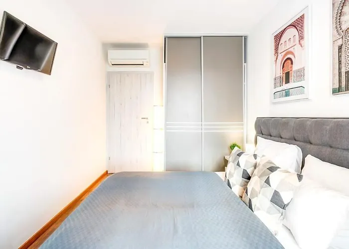 - New - With Sunny Balcony Appartamento Budapest