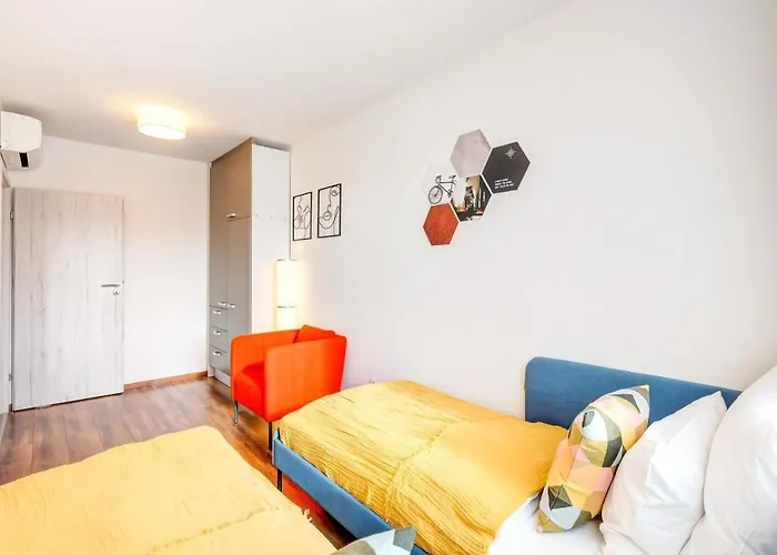 Appartamento - New - With Sunny Balcony